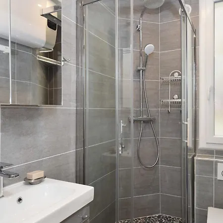 Appart Lacordaire Tour Eiffel Apartment Paris
